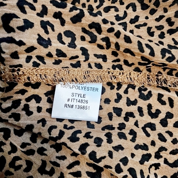 ODDY Peplum Off The Shoulder Animal Print Top Size Small - Picture 8 of 8